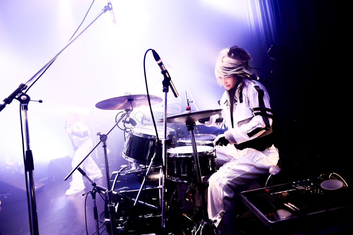 NatsuMeg648648's tweet image. 2025.9.23 札幌cubegarden

- ̗̀𓆩 🤍 𓆪 ̖́-

Photo by Kaoru Chiba

#爆裂激強リズム隊
#heavymetal #metalhead 
#japan #hokkaido #sapporo