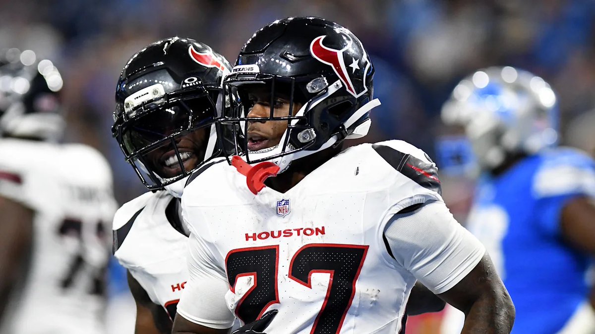 RotoBallerNFL's tweet image. Updated Week 5 Rankings (pre-TNF)

QB - rotoballer.com/quarterback-fa…
RB - rotoballer.com/running-back-f…
WR - rotoballer.com/wide-receiver-…
TE - rotoballer.com/tight-end-fant…
Flex - rotoballer.com/flex-fantasy-f…
K - rotoballer.com/kicker-fantasy…
D/ST - rotoballer.com/defense-fantas…