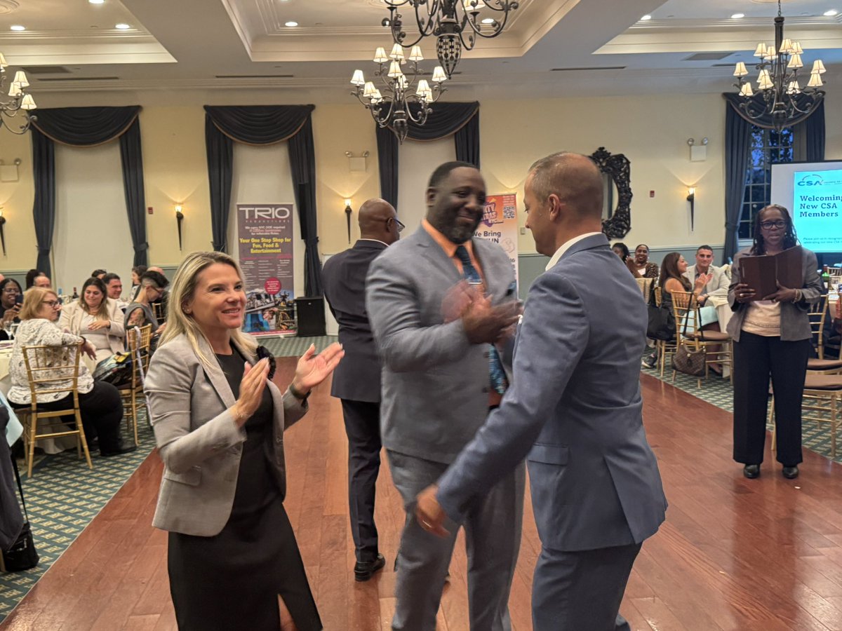 Stabone2's tweet image. Two nights ago, I had the pleasure of joining the Brooklyn New Member Reception.  What a fantastic evening!  Met so many inspiring new @FollowCSA members…..your energy, passion, and purpose are exactly what our schools need.  Welcome to the CSA family! @hrubio @owe_csa…