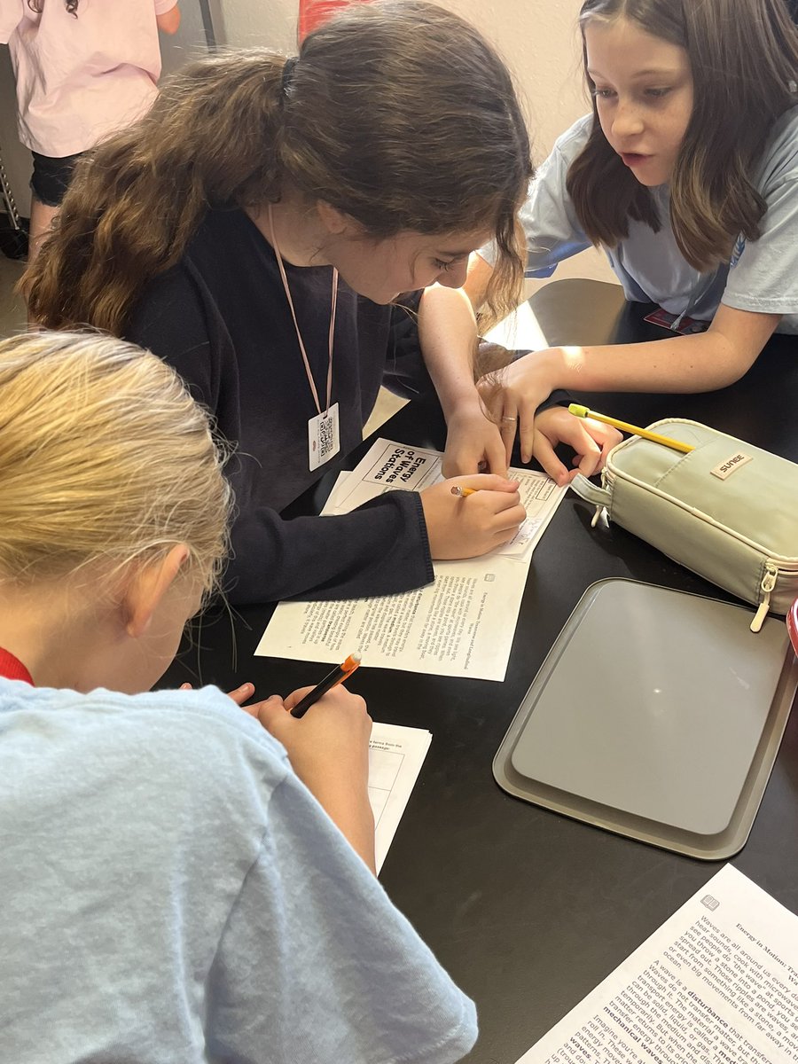 Angela Jolly tweet media