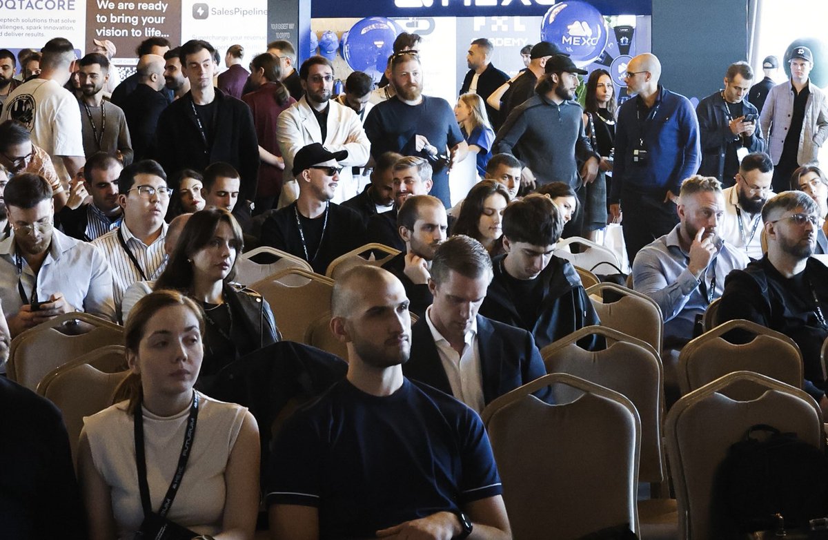 George | DS tweet media