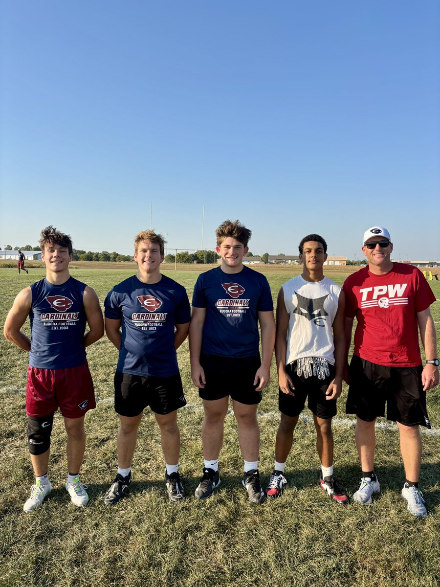 One of today’s stops 📍 Eudora (4A🏈)

Eudora football is off to a hot start on their season. Led under Head Coach Drew Steffen, the Cardinals are 3-1 overall, sitting at the top of the Frontier League. Going into tomorrow, they will face Louisburg, looking to keep the winning