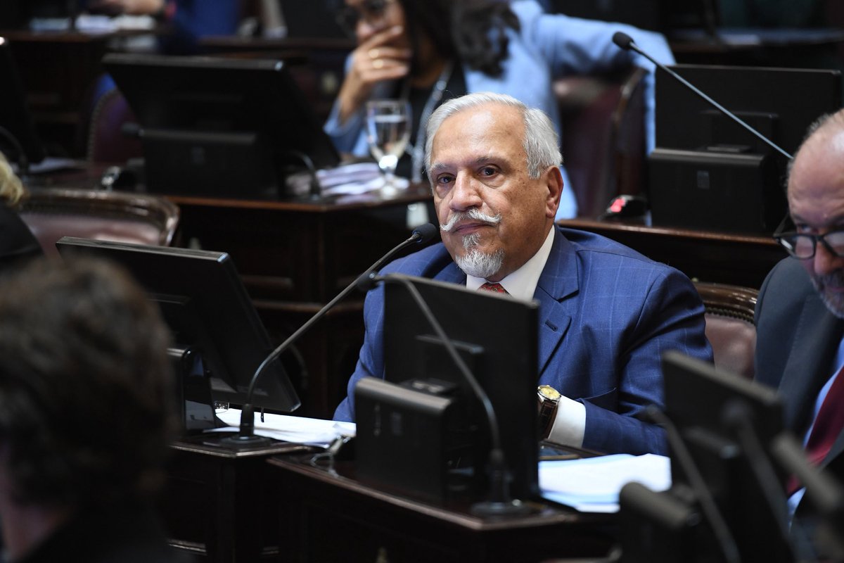 Hoy el <a href="/SenadoArgentina/">Senado Argentina</a> dio medio sanción, por unanimidad a un proyecto de mi autoría que da fuerza de ley, con recursos, tecnología e información actualizada y federal, a dos protocolos cruciales para la búsqueda de personas extraviadas y el rescate de niños en peligro por