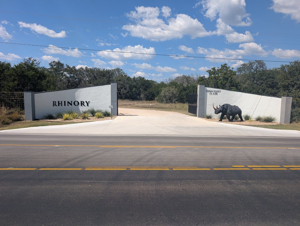 bettsfortexas's tweet image. To all my RINO opponents who don't live in the district, I found y'all a place outside of Fredericksburg to stay! #CD21 #RepresentationMatters #NoRINOs