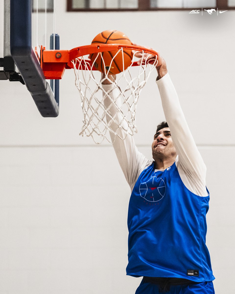 SMU Basketball tweet media