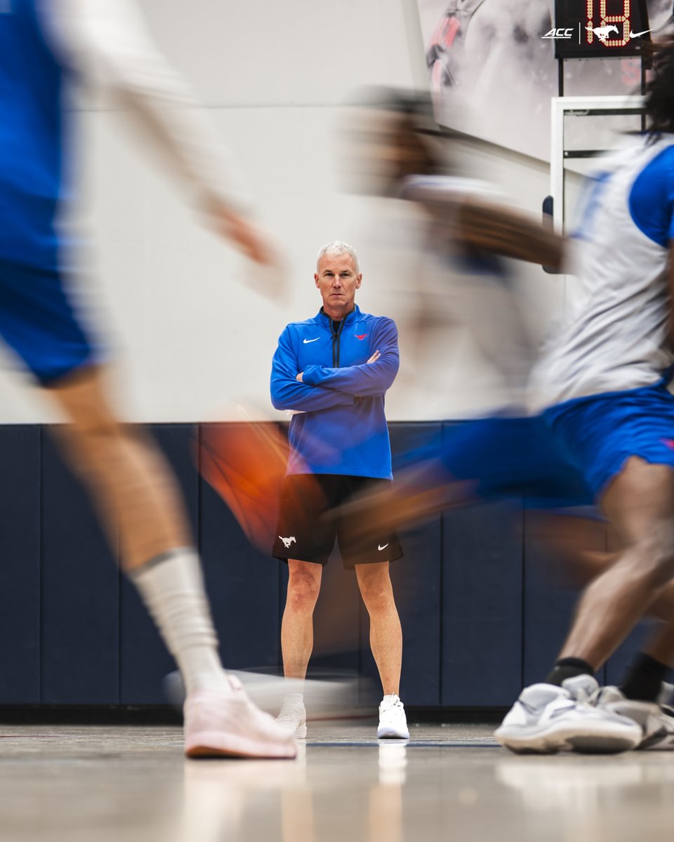 SMU Basketball tweet media