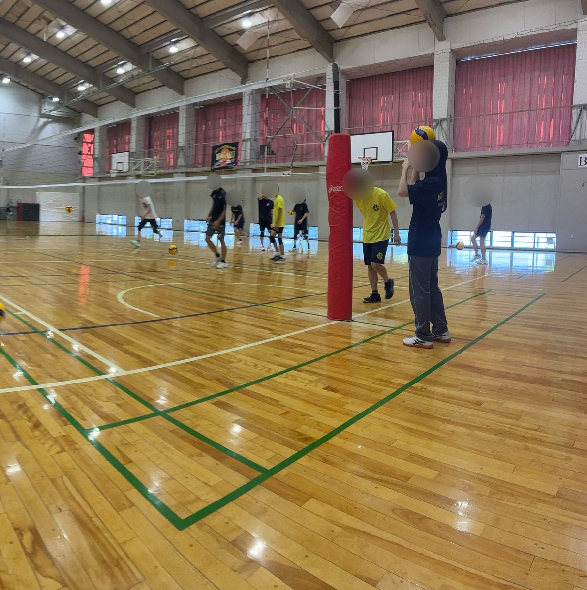 team_manager_ky's tweet photo. 文化祭での招待試合を始め、色々な方に明治学院を知ってもらえる機会が最��多く感謝の限りです。
文化祭、合唱コンクールを終え、生徒達はこれから中間テストの準備。
部活だけでなく、勉強の方も本気になってほしい。
週末に雪谷高校(東京都32)と練習試合。
有意義な時間にしたい。 https://t.co/OTWNyq9Bm8