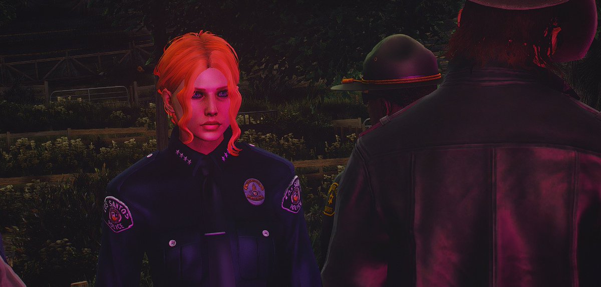 durashii's tweet photo. Violette Krane ❤️🚓 en @onxgges https://t.co/24ILg4txXw
