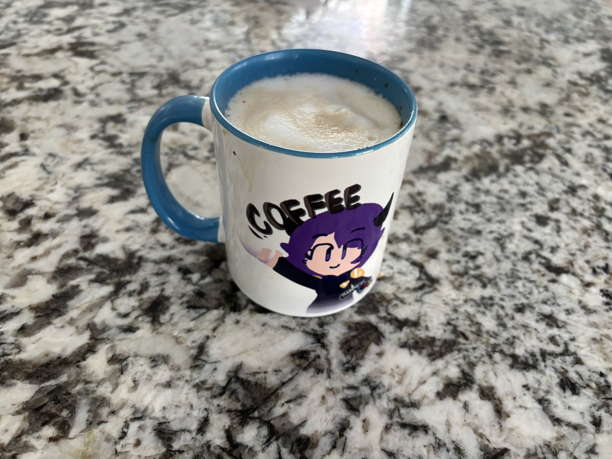 gamerhogplays's tweet image. Drinking Nescafé out of my Super Poly Mug