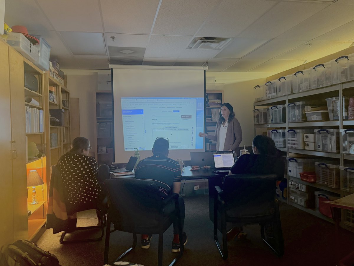 Seguin ISD Multilingual tweet media