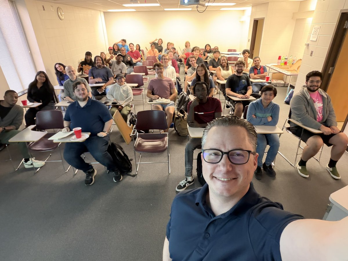 Just had an amazing time going back to my alma mater <a href="/NIUlive/">NIU</a> and their Computer Science department to talk about Spring and careers! Thanks for having me!