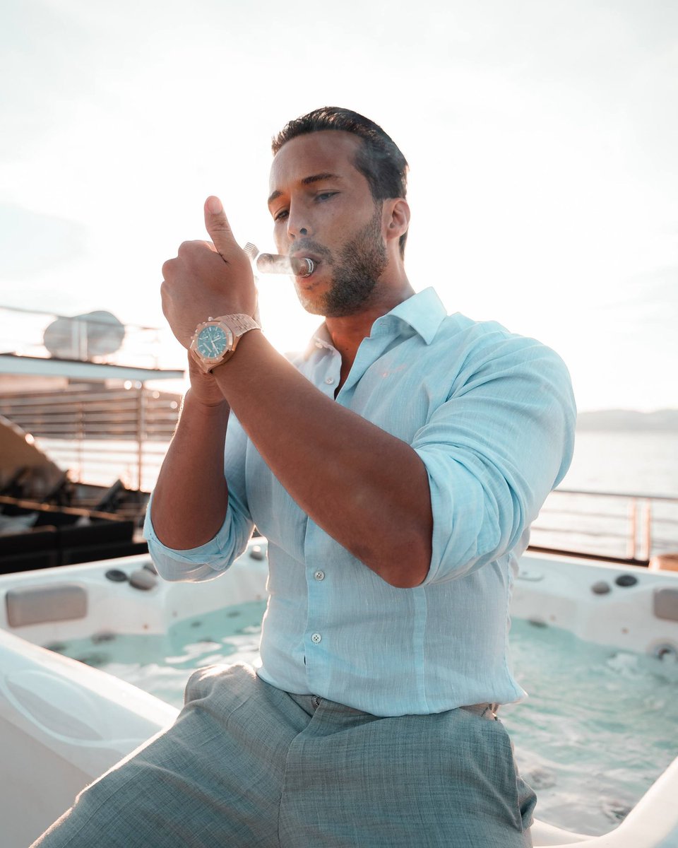 Most brand owners fail because they still believe the only way to blow up their offer is by recruiting an army of affiliates

Here’s the story of how we brought in 7 figures ($1,000,000+) in profit organically, 

with only one affiliate account at Cobratate.”

🧵