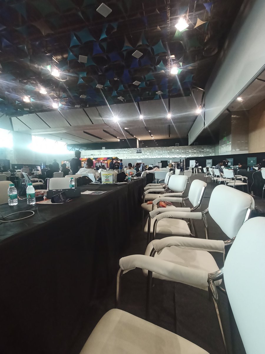 rishabh_guptaz's tweet photo. Met so many amazing people and captured some awesome moments 👇
@Shachindra92
@hridambasu
@DhruvSaxen61077
@0xheet
@hiaubree
@0xLisanAlGaib
@YagnaRDK
@aniketsahu_115 (He made the most connections there 😄 using his NFC chip!)

Big thanks to @ETHGlobal https://t.co/FGrQJaZk1q