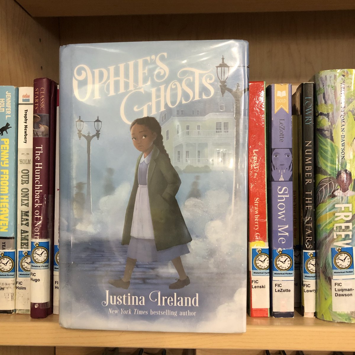 msteelewrites's tweet image. Looking for some eerie historical fiction? This one will give you chills.
OPHIE’S GHOSTS by Justina Ireland
#middlegrade #middlegradebooks #middlegradefiction #middlegradereads #middlegradelit #middlegradebook #middlegradeauthor #booklover