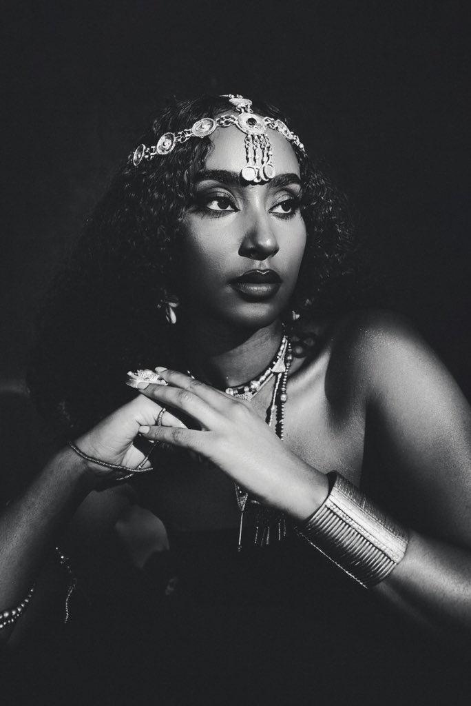 NEW MUSIC FROM BLÉN 🇪🇹 

“SÈKÈN” OUT NOW 🔥