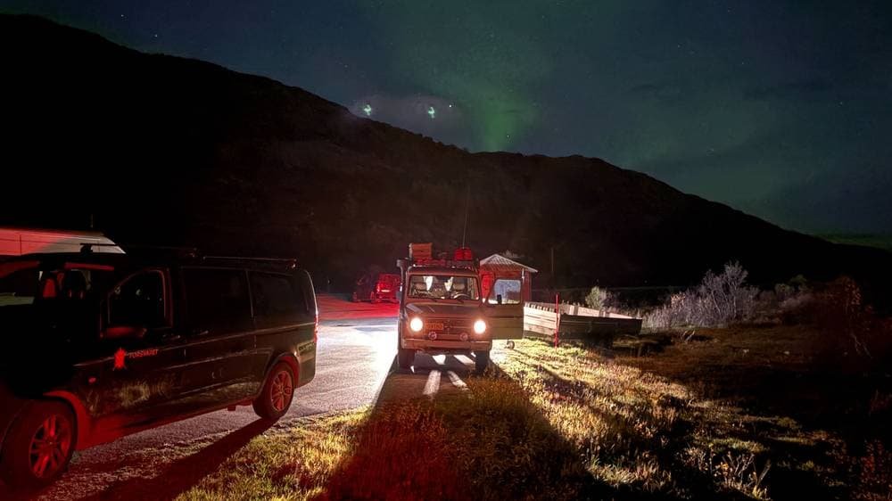Emergenza24's tweet photo. 🔴UPDATE [03.10-01:00] #Nesseby #Finnmark #Norvegia 
IN CORSO OPERAZIONI DI RICERCA E SOCCORSO di 5 militari dispersi durante una esercitazione che doveva concludersi alle 07:00 del 02.05.2025.
Altri 5 sono stati salvati nelle scorse ore da elicotteri. https://t.co/S7JFxX45bh