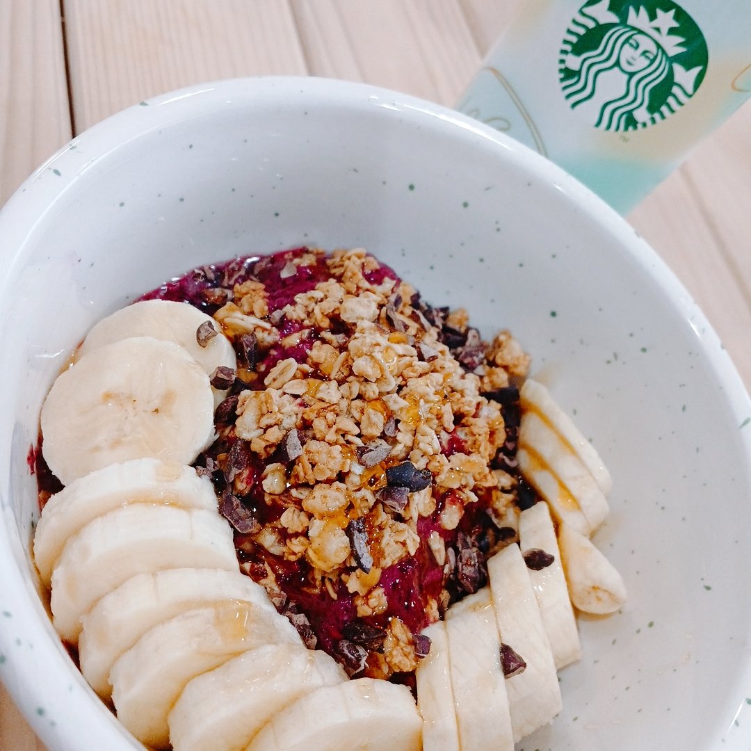 terakadokaori's tweet image. 新学期がスタートしてまだ3週間だけど、明日から10日間の #FallBreak 🏫🍂
久し振りに #アサイーボウル を作って、自分へのご褒美🥣💜

#AcaiBowl
#Hawaii
#HawaiiLife