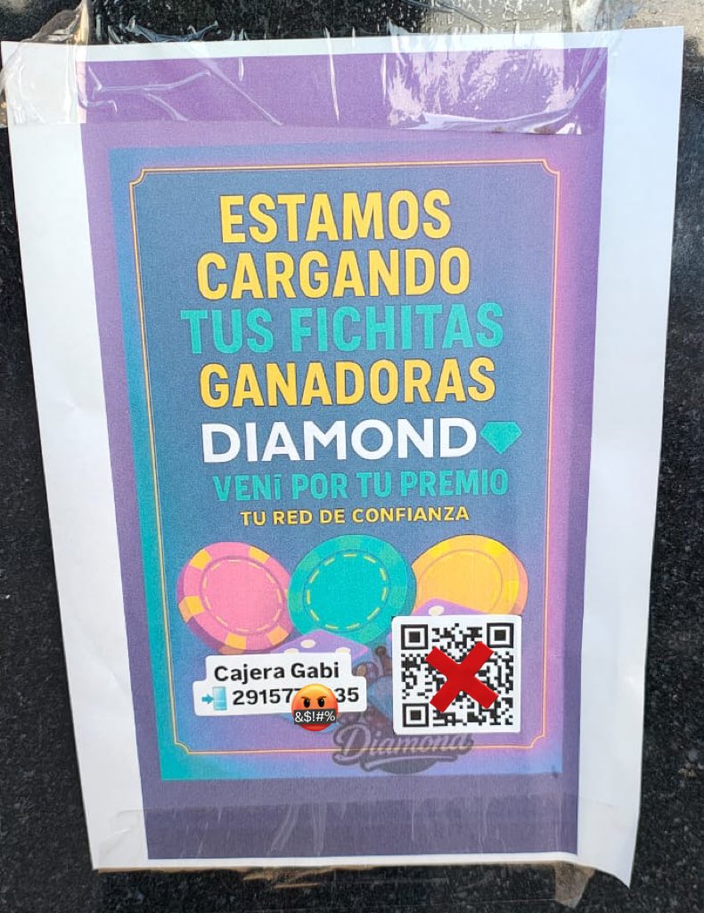 Hoy encontré en la calle esta publicidad que ofrece fichas para casinos online 🚫

Esto es lo que buscamos prevenir con la ordenanza que presentamos: la ludopatía online en niños y adolescentes.
El juego ilegal se mete en los barrios, en los celulares y en la vida de los pibes.