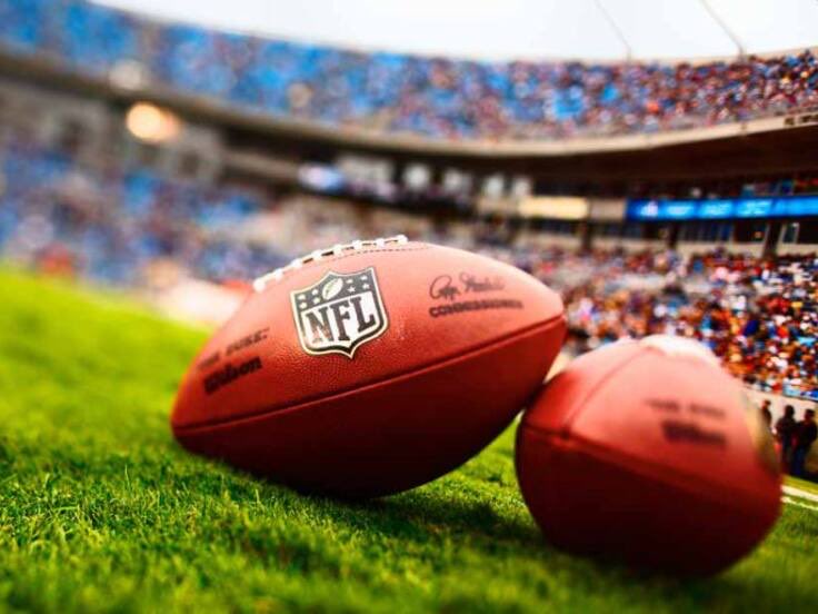 escosadefans_'s tweet photo. Sin dudas el #SuperBowl 2026 promete más que un gran show. Con Bad Bunny en el escenario, será un espacio de resistencia política y cultural contra Trump. La música también es protesta! https://t.co/yu9JqmM8dc