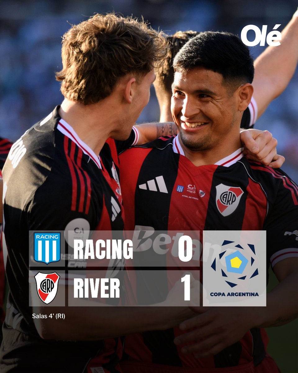 RIVER ELIMINÓ A RACING CON GOL DE MAXI SALAS 🔴⚪️

➡️ El Millonario se impuso en cuartos de final de la Copa Argentina a la Academia, todo gracias a un tanto tempranero del ex delantero del conjunto de Avellaneda

🟥 Maravilla Martínez se fue expulsado en el segundo tiempo

🏆🆚