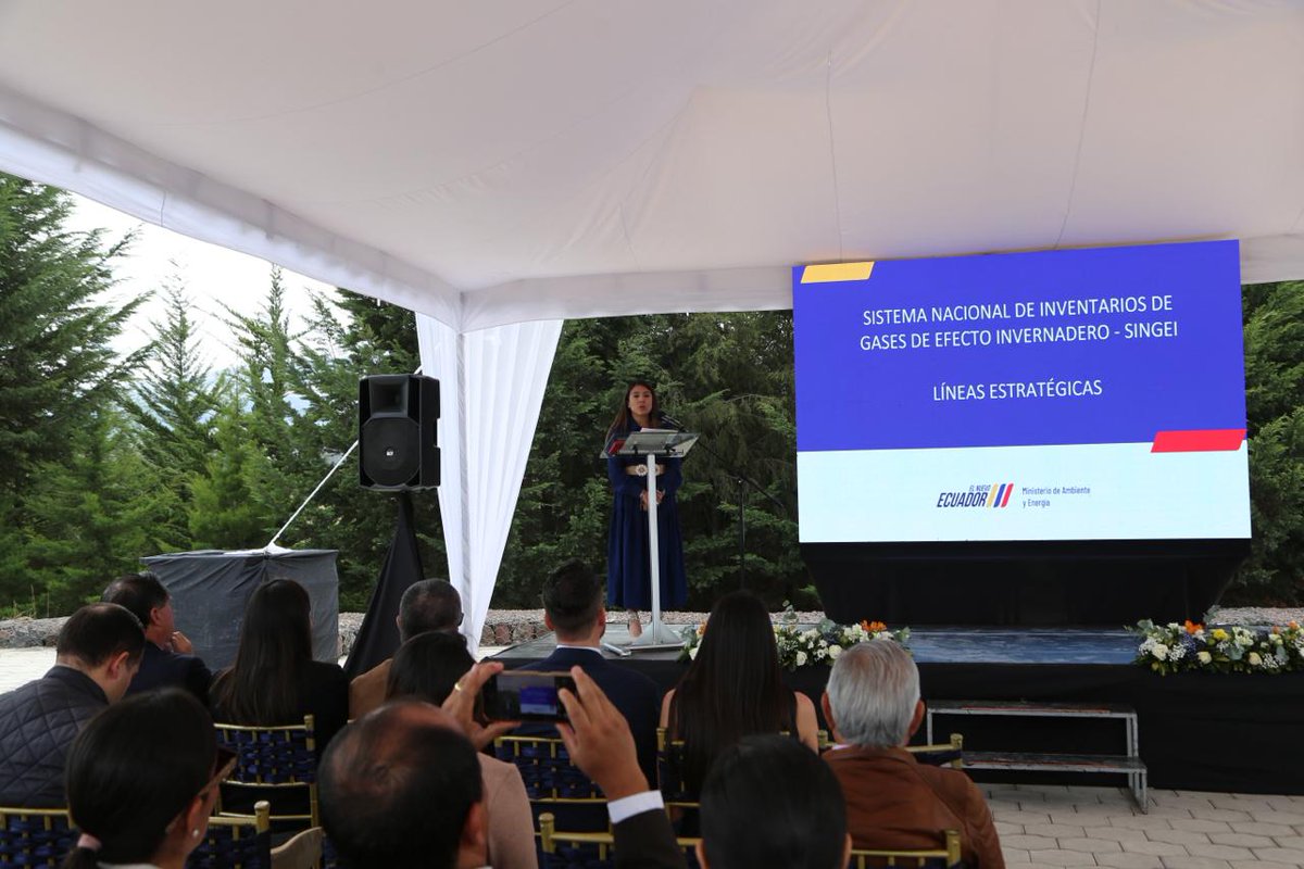 EcuadorMAE's tweet image. 🤝 SINGEI nace del esfuerzo conjunto de @EcuadorMAE, con el respaldo de #PNUMA, @FuturoLatinoame y el proyecto #CBIT 🇪🇨

Su misión: 

Entregar información transparente para la planificación territorial, en línea con los compromisos internacionales y la acción climática.