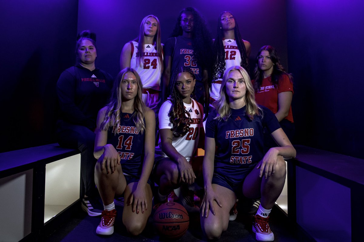 FresnoStateWBB's tweet photo. Media day flicks 📸 https://t.co/gonq1lBfhs