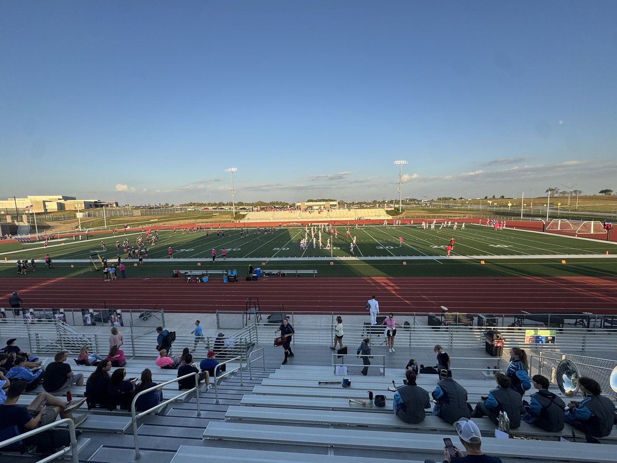 THURSDAY NIGHT DOUBLEHEADER:

Ryan Swanigan &amp; Olivia Davenport are ready to roll(shot) from <a href="/lswathletics/">LSW Silver Hawks</a>! Silverhawks host <a href="/MWHSactivities/">Millard West Activities</a> around 7pm on <a href="/NOSSSports/">NOSS Sports</a> and on lincolnprepsportsnow.mixlr.com/events/4440965.

Meanwhile, <a href="/Bobby_hessling3/">Bobby Hessling</a> has <a href="/LSBGrizzlies/">Lincoln Standing Bear Athletics</a> &amp; <a href="/NHS_Titans/">Norris High School</a> at 7pm on all our