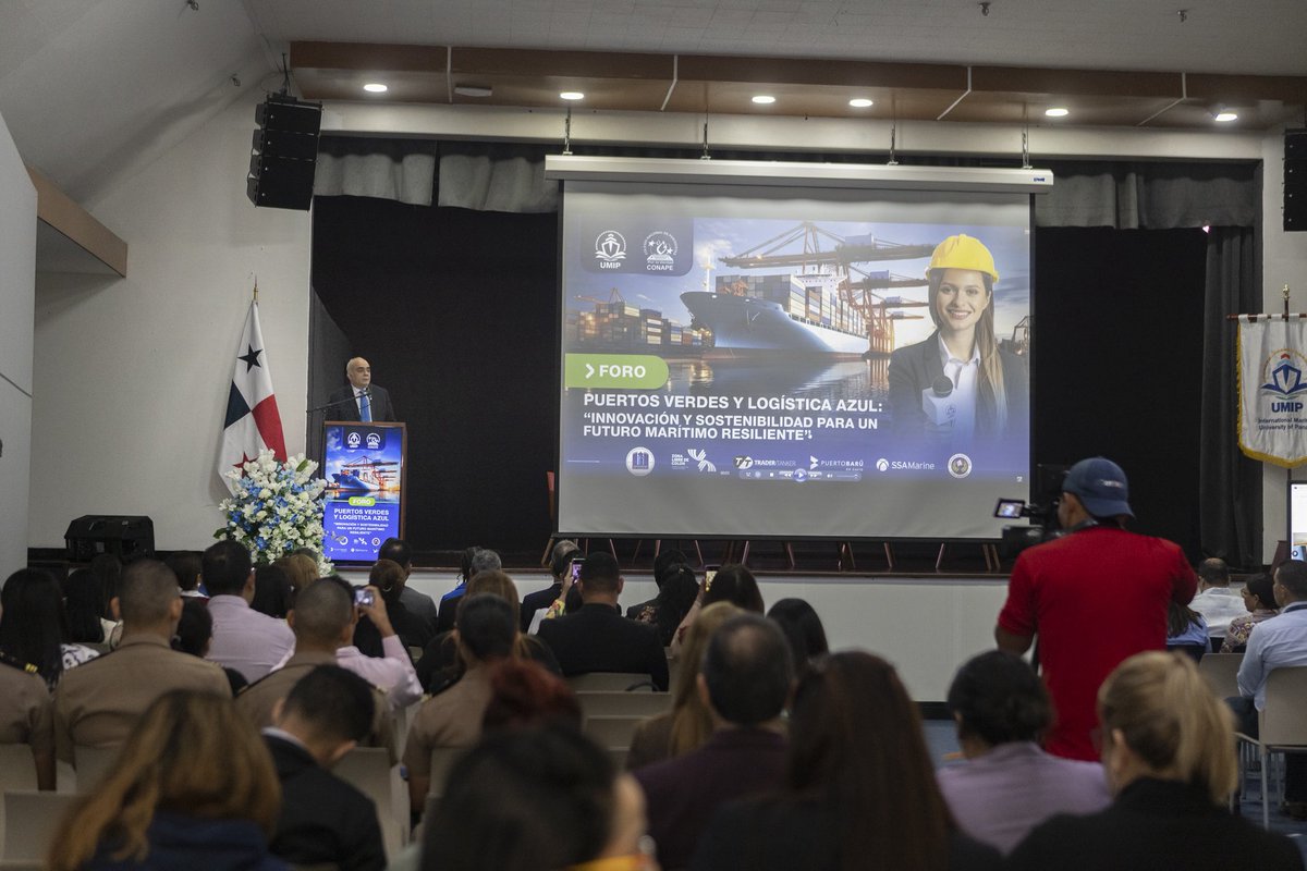 Hoy estuvimos presentes en el Foro Puertos Verdes y Logística Azul, organizado por la <a href="/umaritima/">Universidad Marítima Internacional de Panamá</a> 

Nuestro director de operaciones, Ing. Nicolás Posada, participó como panelista compartiendo la visión de un puerto sostenible, innovador y comprometido con el desarrollo logístico