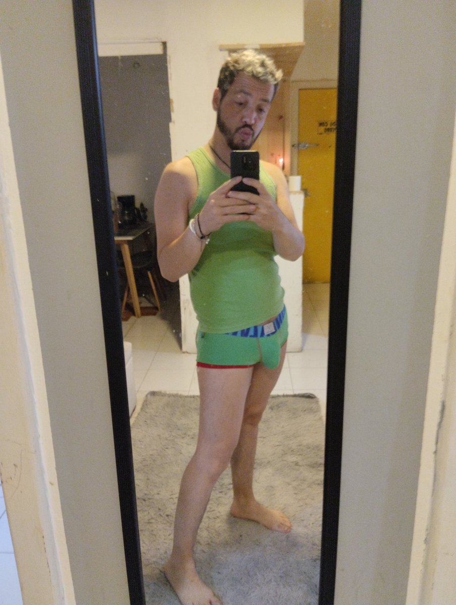 Manuel613256's tweet photo. Y en jueves see había olvidado...
#gay #gay_ #Gay_Greece @EncuentroGayMty @FrenchGaymer https://t.co/DwA84vo1y4