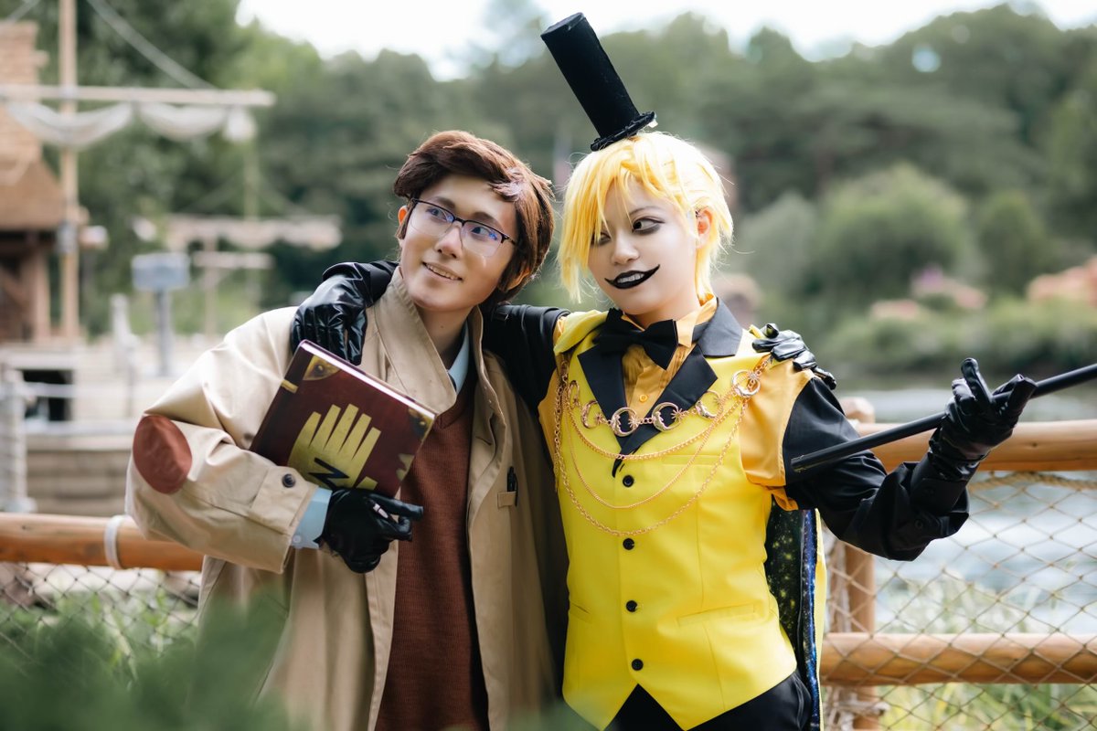 ふー@おじ系プリンセス (@maomikurashi) on Twitter photo 🌲怪奇ゾーングラビティフォールズ
スタンフォード•パインズ(若かりし頃)
ビル·サイファー
——彼は確かに私の理解者であり
良き友人だった——
スタンフォード<a href="/maomikurashi/">ふーオジサン@10/18🌊10/19🏰10/25🏰10/26🏰10/31🏰</a>
ビル<a href="/jikko_sya_happy/">りーぬ( ꕹ )10/17🏰</a>
📷<a href="/hfyqg5/">くも📸</a>
#GravityFalls #gravityfallsfanart
#dch仮装 #仮装 #Dハロ仮装2025 🌲怪奇ゾーングラビティフォールズ
スタンフォード•パインズ(若かりし頃)
ビル·サイファー
——彼は確かに私の理解者であり
良き友人だった——
スタンフォード<a href="/maomikurashi/">ふーオジサン@10/18🌊10/19🏰10/25🏰10/26🏰10/31🏰</a>
ビル<a href="/jikko_sya_happy/">りーぬ( ꕹ )10/17🏰</a>
📷<a href="/hfyqg5/">くも📸</a>
#GravityFalls #gravityfallsfanart
#dch仮装 #仮装 #Dハロ仮装2025