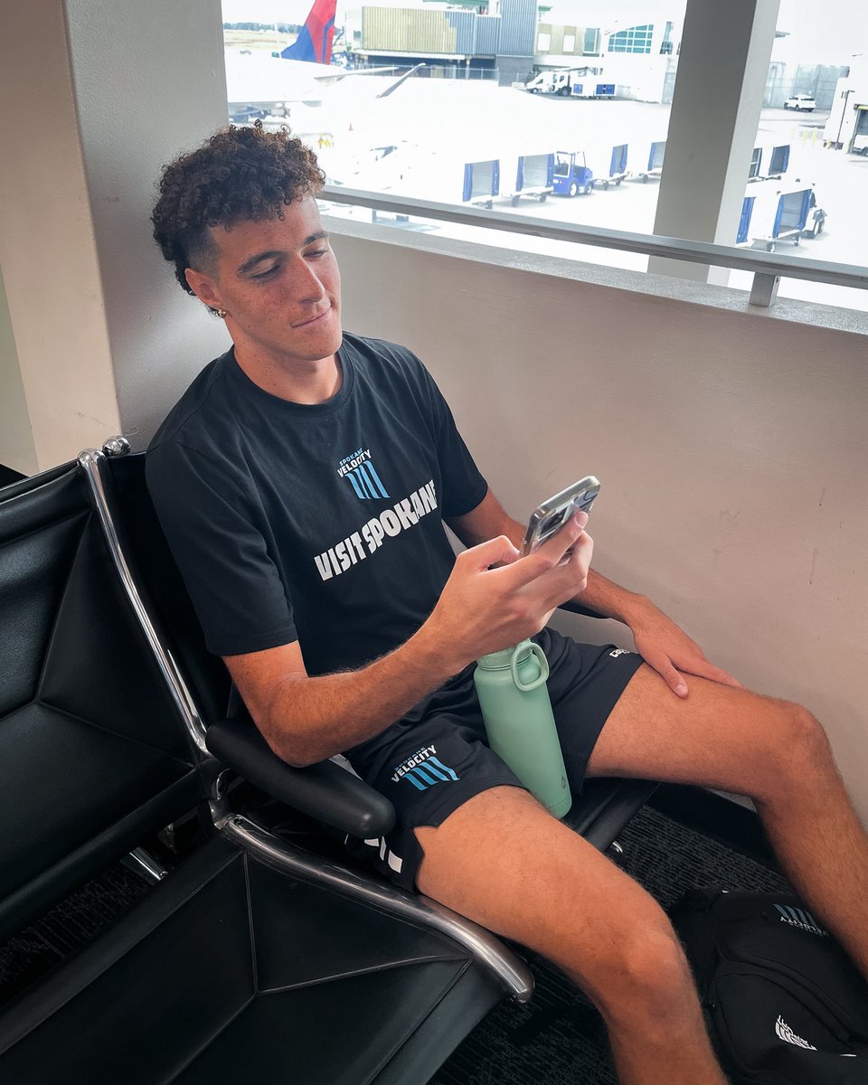 SpokaneVelocity's tweet image. Next stop: North Carolina 🛫  Traveling in style, all thanks to Visit Spokane!

#SpokaneVelocityFC #LeagueOne #LetsGoSpo #UpTheFalls #WelcomeToTheEdge #UnfinishedBusiness