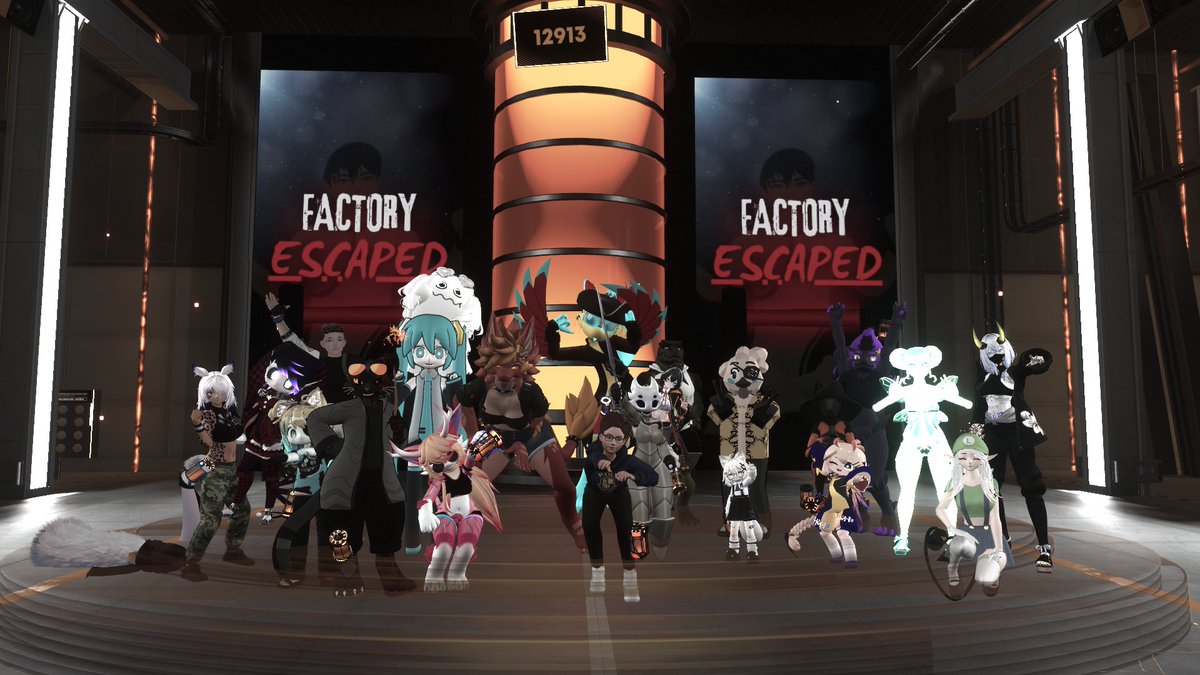 First round of SpooOooOoky workout classes in the books! 🎃

Who's coming to escape the Fit Factory next?! 👻

#VRChat #vrfitness