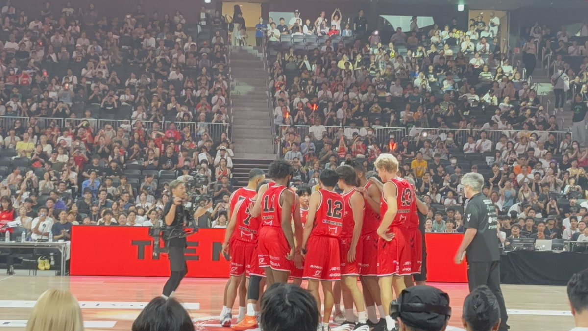 moto50190211's tweet image. あと一日でドルフィンズの今シーズン開幕
IGアリーナも楽しみやし久しぶりにドルファミ仲間に会えるのも楽しみやけど一番はドルフィンズの試合が観れることと声を出して応援📣できること
アリーナの席やチケットで諸々問題はあるけど開幕戦はスカッと勝って忘れさせて欲しい
#GoDolphins
#DoRed