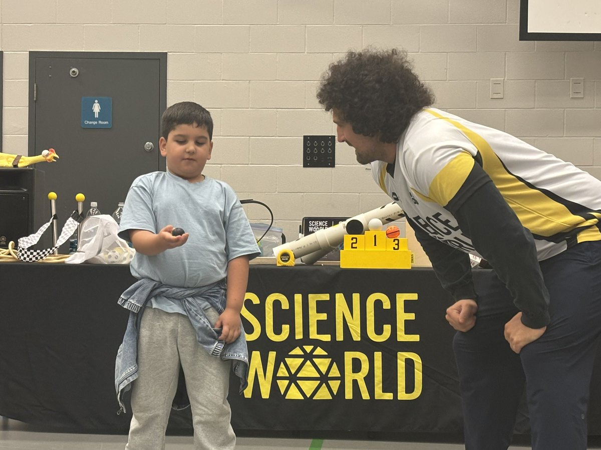 paul_allanson's tweet photo. Science World on the Road gave an amazing presentation at Prince Charles Elementary! Students learned about the Science of Sport. #weareroyals #STEM #AbbySchools https://t.co/soBGIF3apb