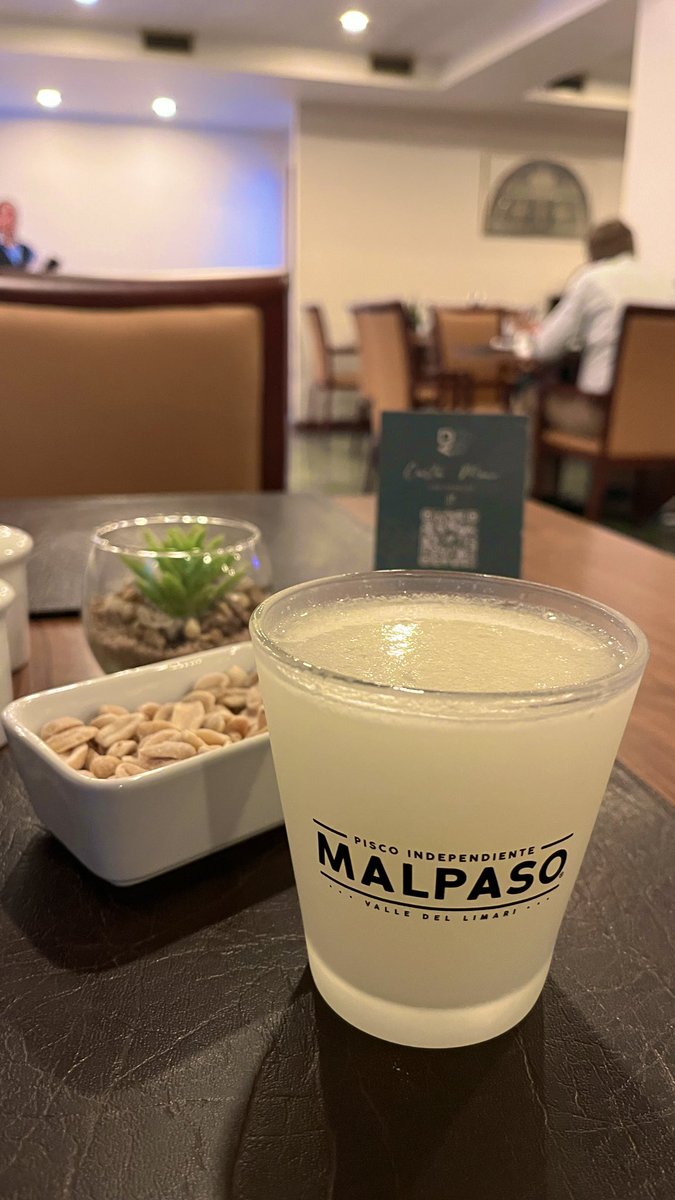 flacocarloscc's tweet image. Obligado a tomar solo 🙃
Mientras espero la cena 😋
Salú 🥂

#LosAngeles #Calor #Octubre