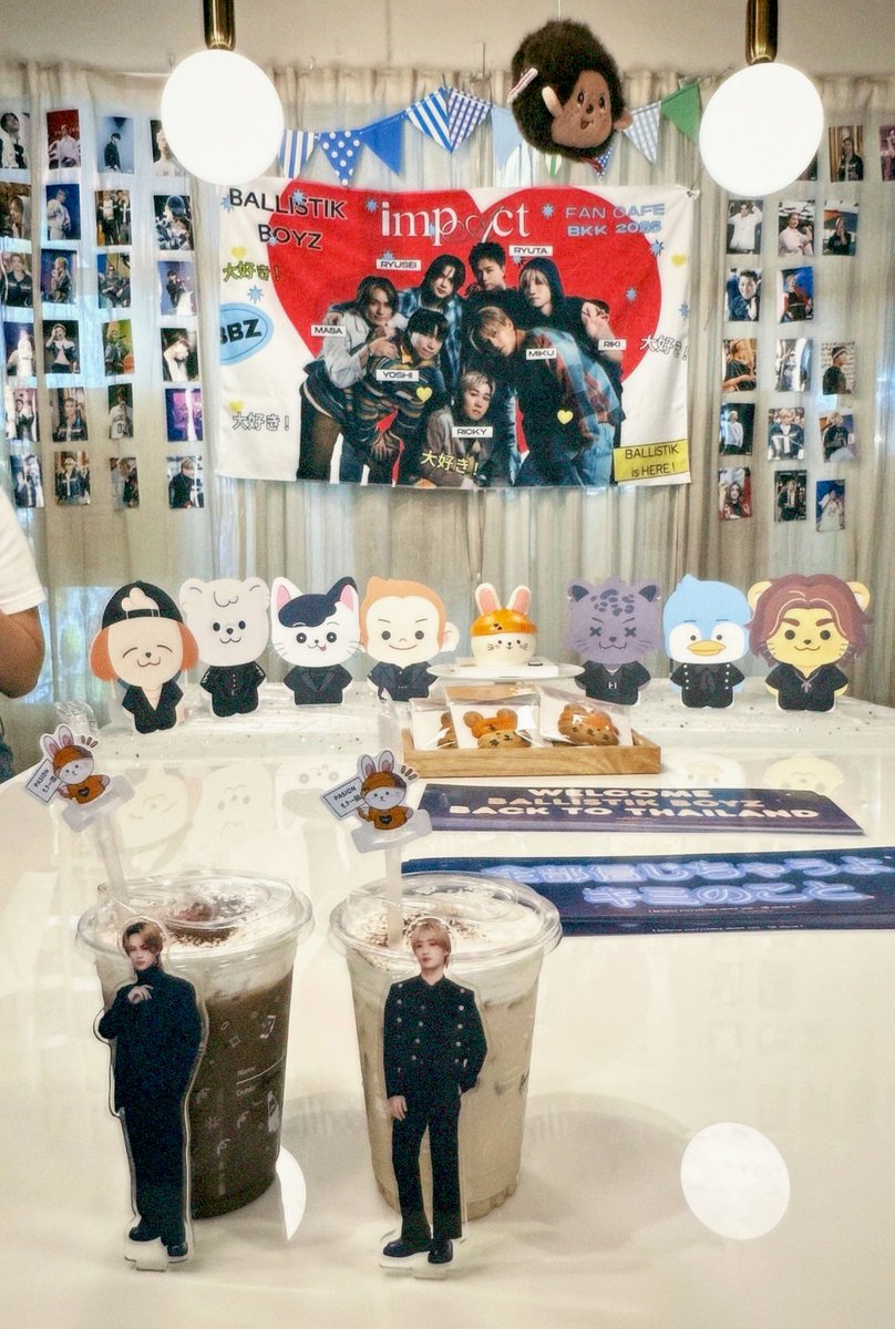 pamrlix_'s tweet photo. I was happy to be able to go to a very cute cafe 😚🫶🏻
Thank you for all the wonderful presents 😌🙏🏻🤍

#BALLISTIKBOYZ
#BBZ_IMPACT_BKK https://t.co/B8zFFZ7n9S