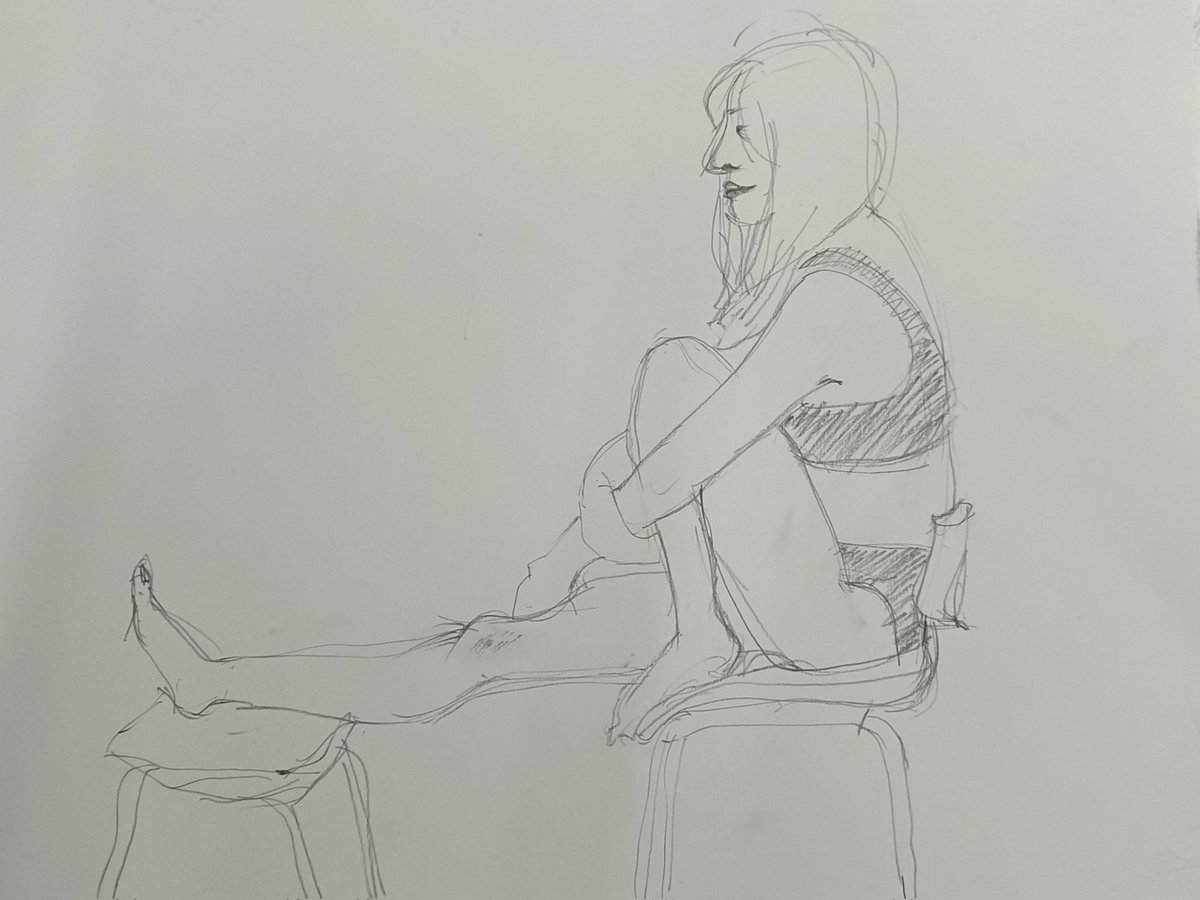 QueerNerdCole's tweet image. Me again, one more time tonight, by the weekly Wednesday life drawing fam at Court St. Gallery in Trowbridge 😁
I'm #Bristol based but more than happy to travel to model! 
#lifemodel
#modellife