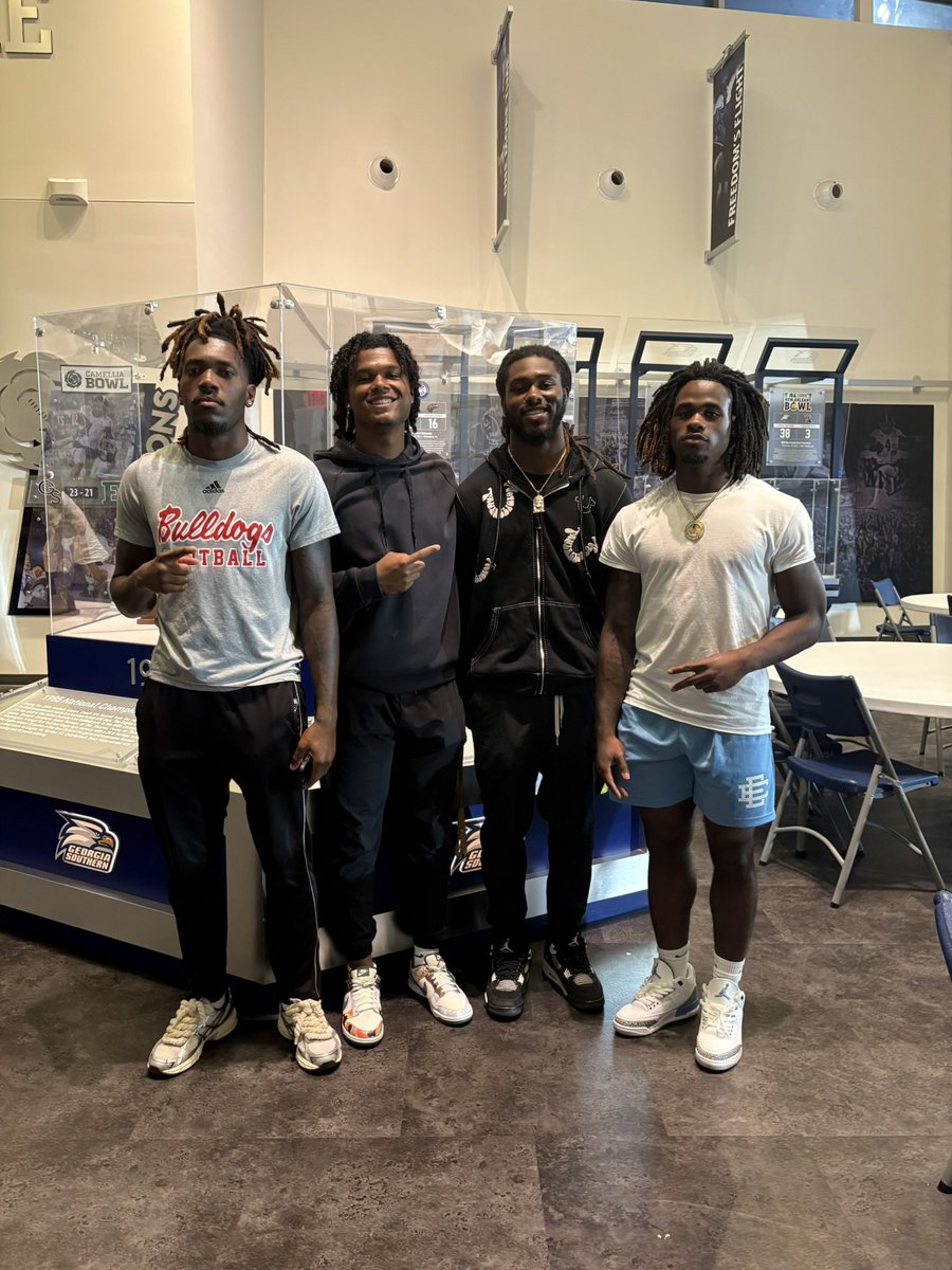 Coach Tyrell Davis tweet media