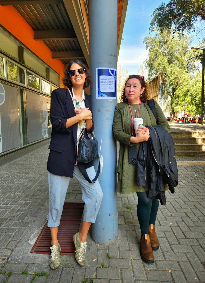 #Hoy, investigdoras de <a href="/InclusionNucleo/">Núcleo Accesibilidad & Inclusión PUCV</a> y <a href="/nucleo_nesp/">Núcleo en Subjetividades & Igualdad</a>, han sido invitadas por @teatime_uc de <a href="/ucatolica/">Universidad Católica</a> al II Ciclo de Charlas sobre Autismo. En su charla, Vanessa e Izaskun han presentado estrategias para promover la autodeterminación de estudiantes autistas en la universidad👏