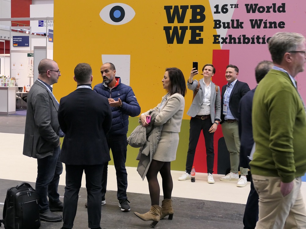 The 17th edition of the World Bulk Wine Exhibition (WBWE) will take place on 24 and 25 November at RAI Amsterdam. Visit the WBWE website and media area to apply for accreditation.  
bulk-distributor.com/2025/10/innova…
#exhibition #bulk #distributor #wine #Amsterdam #conference
