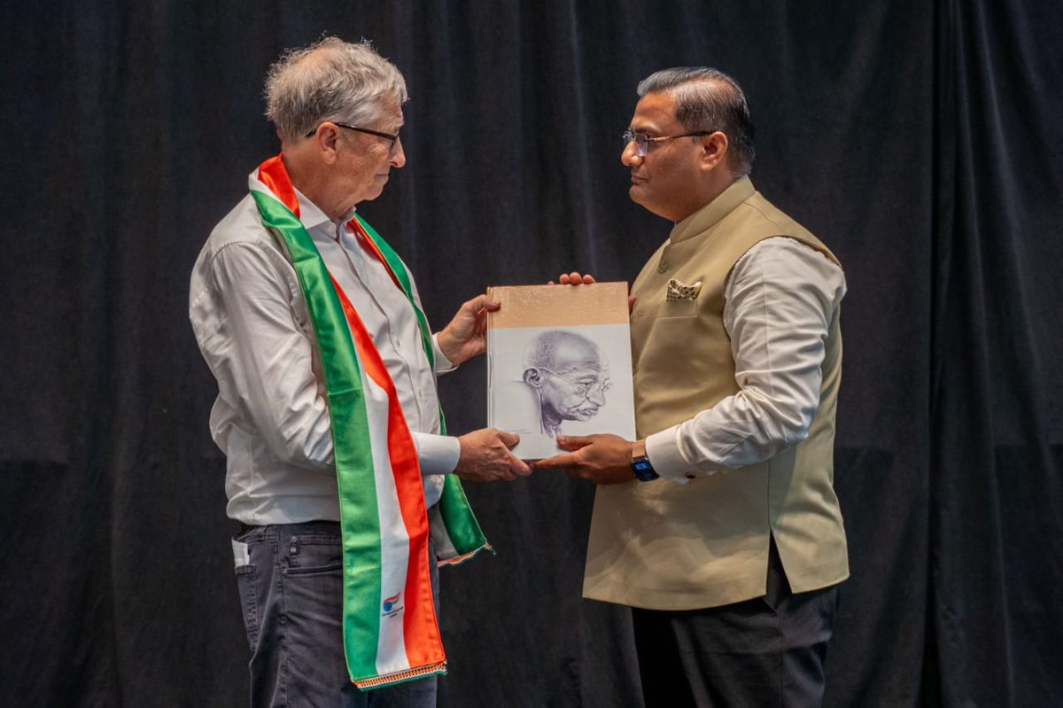 UpendrraRai's tweet photo. #IndiaDay celebrated at @gatesfoundation on the occasion of #GandhiJayanti. In partnership with the #GatesFoundation, the #ConsulateGeneral of India in #Seattle hosted a special celebration showcasing #IndianCulture, arts and cuisine at the Gates Foundation on October 2. The event was graced by @BillGates, Chair and Board Member of the Gates Foundation, along with senior leadership of the Washington State and Seattle City governments.

Addressing the gathering, Bill Gates said, “It's fitting that we're coming together on the birthday of Mahatma Gandhi. The ideals he championed, the equality and dignity of every person, are foundational to the work we do. Today, India stands as a global leader in innovation and is pioneering solutions with the potential to save and improve millions of lives across the Global South. We look forward to continuing to partner with India on its journey toward Viksit Bharat 2047.”