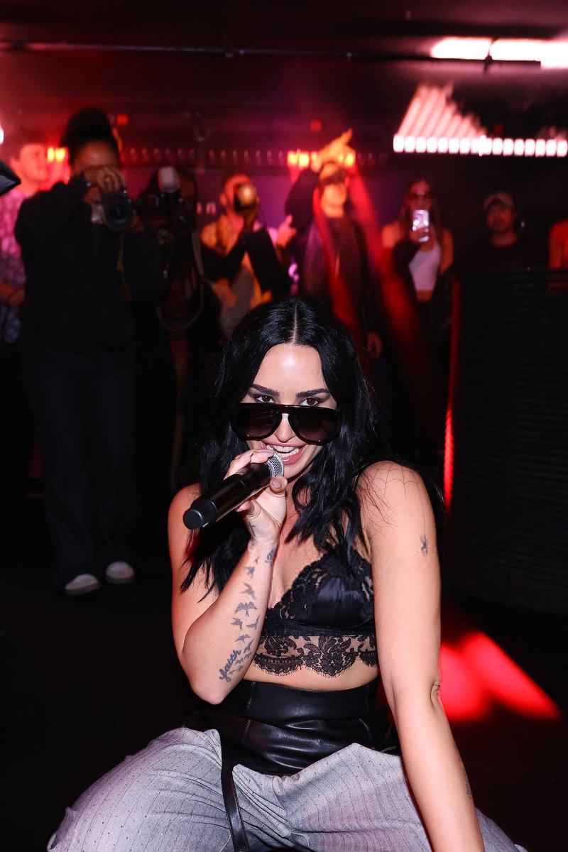 Demi Lovato à l’événement Nylon x Demi Lovato - Paris, France - 2 oct. 2025