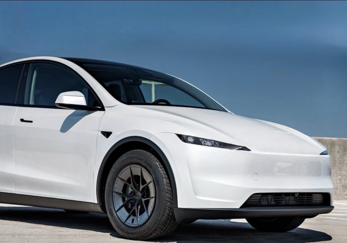 Data_1001's tweet photo. ￼
￼ Potential Model Y
#Tesla #ModelY #CheaperModelY

Tesla Model Y Juniper 2025 👀
New affordable Tesla Model Y 
Under 30k. https://t.co/80ngYEquvt
