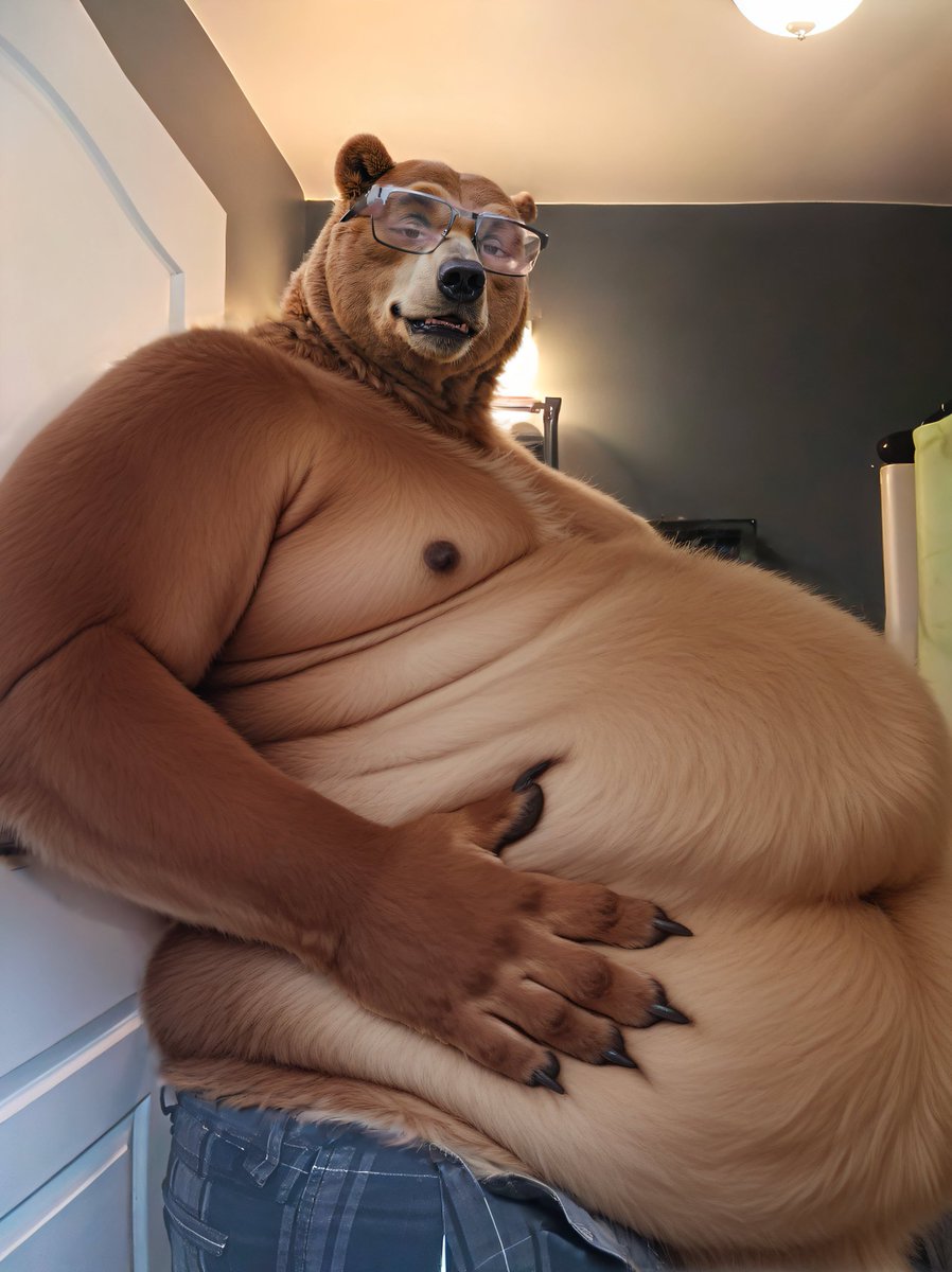 BulkyBlob's tweet photo. @littlepigtf has turned me into a literal bear! Who wants to give this bear some belly rubs and honey? Also, be sure to check out @littlepigtf 's page. They are super gifted and take commissions when available. #bear #transfurmation #gay #gainer https://t.co/p9Ihud85kF