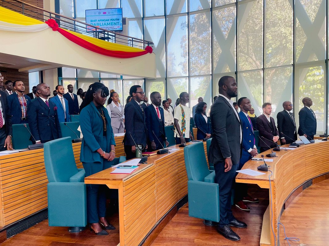 Spent 3 days with some of the brightest youth leaders East Africa has to offer in the East African Youth Parliament. 

Sankara Peace Foundation (West Europe) is allying with Faraja Africa (East Africa) and the Kofi Annan Centre (West Africa) to build a Youth Peace Academy.