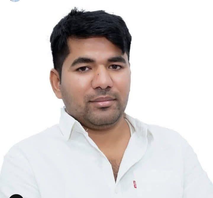 chatarsingh_123's tweet image. बड़े भाई @RakeshDayma_ जी को जन्मदिन की बहुत-बहुत बधाई एवं शुभकामनाएं !
मैं आपके उत्तम स्वास्थ्य एवं दीर्घायु जीवन की कामना करता हूं।🎂💐💐
@RakeshDayma_