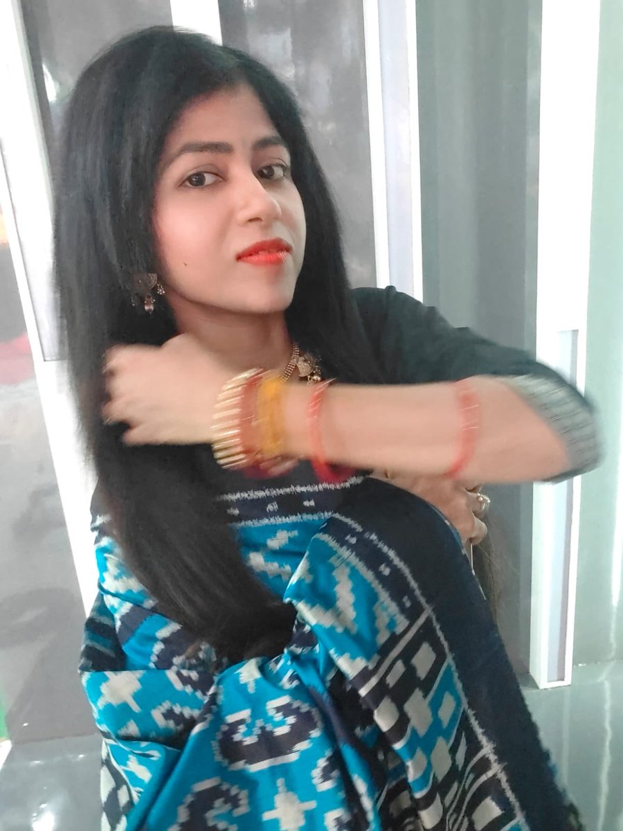 Rajashree_1208's tweet image. Before pose 😝😝 #saree #handloom #ikatan #enjoyingpuja
