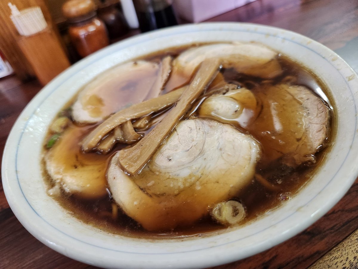 dainosuke1006's tweet photo. 真砂/チャーシュー麺 https://t.co/5KiyGH85rP