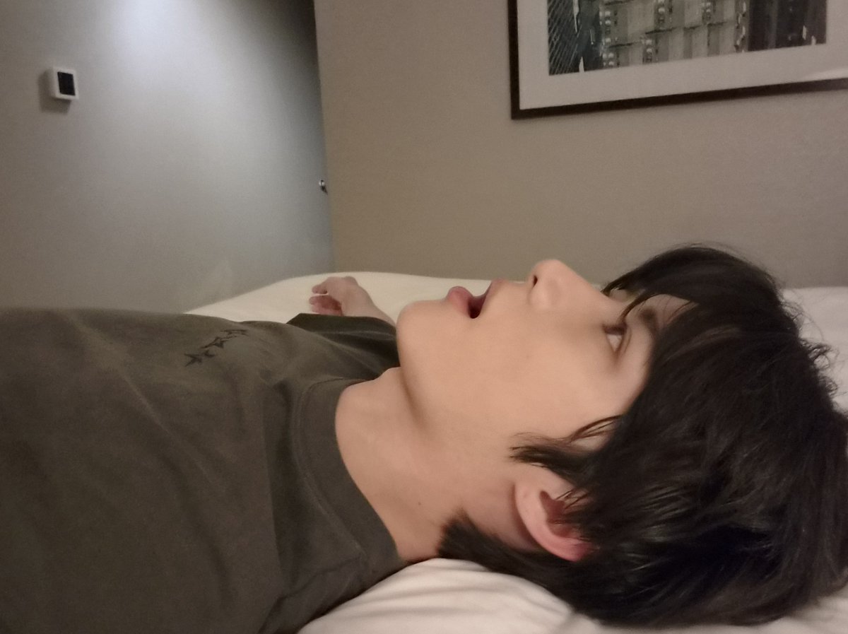 범규 “ 바보똥꼴래 ” 로 이름 바꿨어 !!!!!!

그냥 이름 바꾸고 싶었나바 ㅋㅋㅋㅋㅋㅋㅋㅋㅋㅋ
