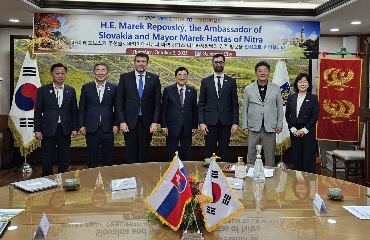 M.Repovsky tweet media